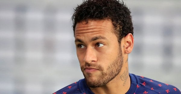 Neymar admite su «error» al golpear a un aficionado en la final de la Copa de Francia