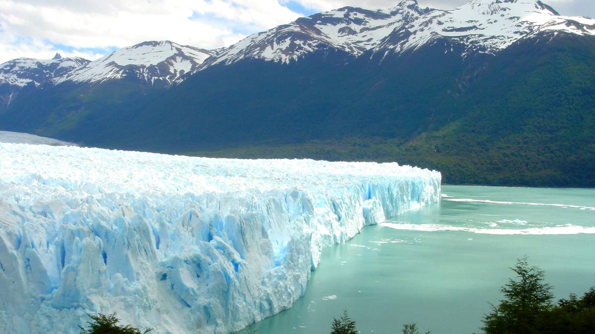 Santiago: Comunidades invitan a foro sobre los glaciares y los proyectos de ley para protegerlos