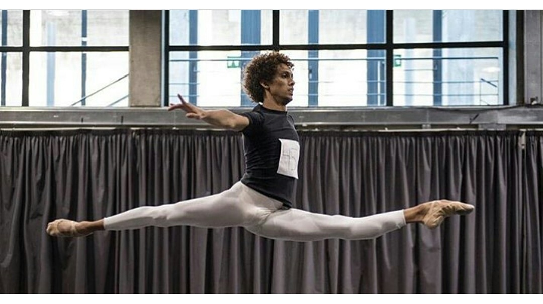 Bailarín venezolano brilla sobre las tablas del Teatro Colón de Buenos Aires