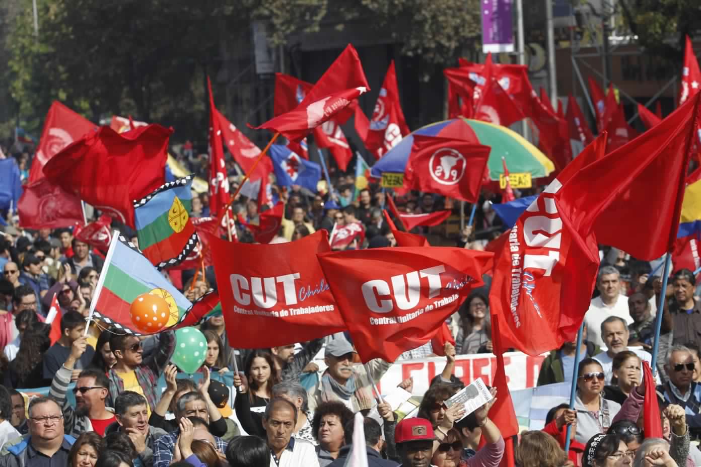 1 de Mayo: CUT pidió sueldos dignos, más estabilidad y atención especial a la «salud laboral»