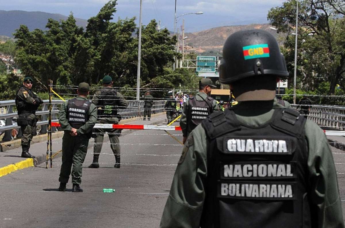 Gobierno venezolano desmiente supuesta incursión militar de su país en Colombia