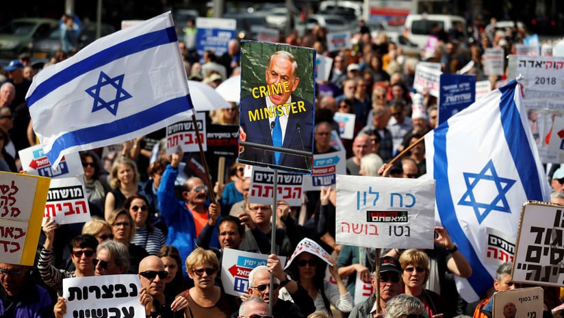 Miles de israelíes protestaron contra inmunidad a Netanyahu por corrupción