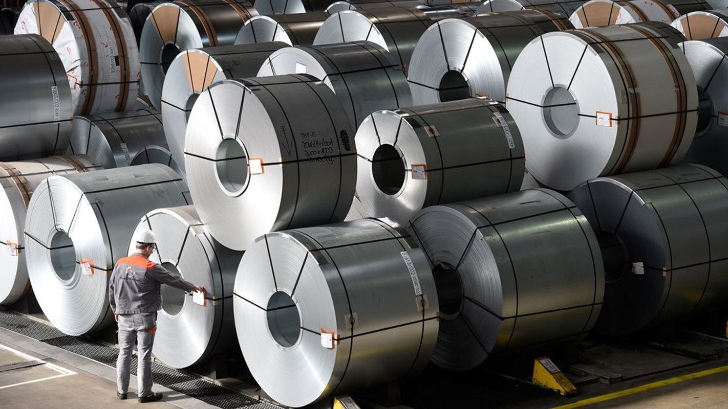 Trump restaura los aranceles a las importaciones de acero y aluminio desde Brasil y Argentina