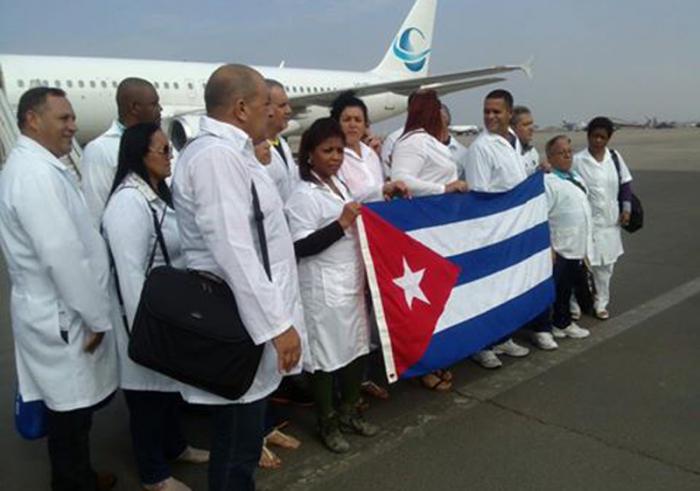 Cuba y sus brigadas médicas, el ejemplo de solidaridad que tanto incomoda a la Casa Blanca