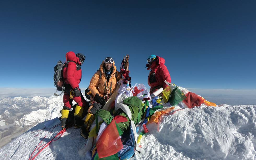 Subir al Everest: ¿Un reto o un negocio?