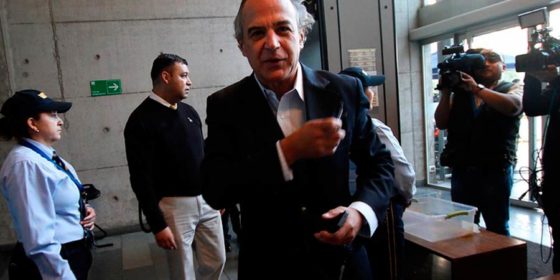 Sigue la puerta giratoria: Militantes UDI Carlos Bombal y Felipe de Mussy sobreseídos del Caso Penta