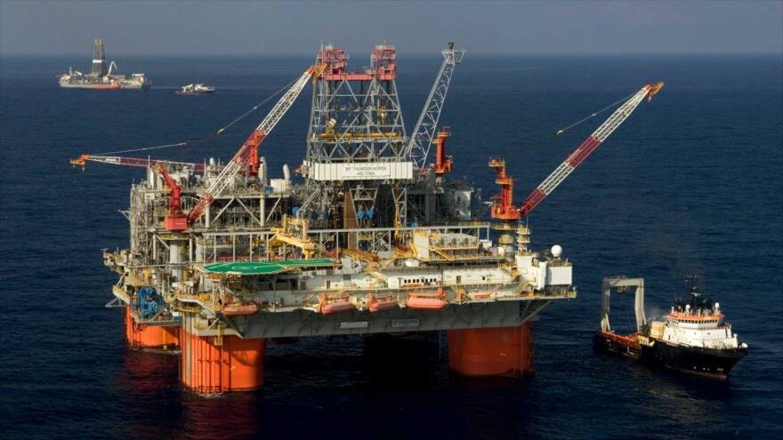 Rechazo a embargos unilaterales: China defenderá derecho a comprar petróleo iraní