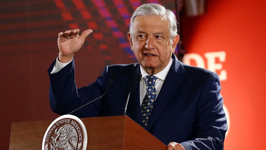 ¡Grandes empresas a pagar! AMLO acabará con el «huachicol de cuello blanco»