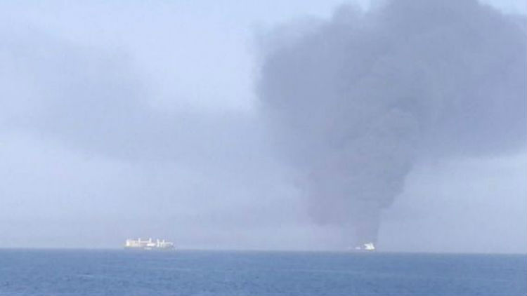 Se hunde uno de los dos petroleros atacados en el golfo de Omán