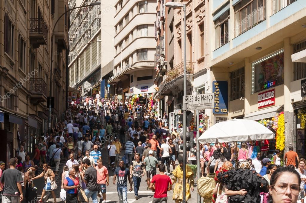 Mucho pero no tanto: Brasil cae al sexto puesto como el país más poblado del mundo
