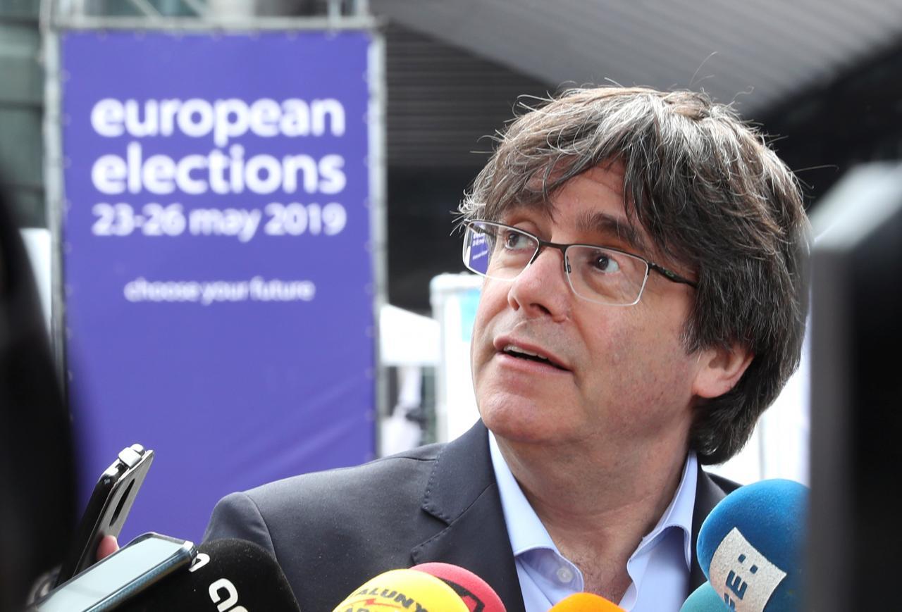 Junta Electoral de España exige a Puigdemont recoger su acta de eurodiputado en Madrid