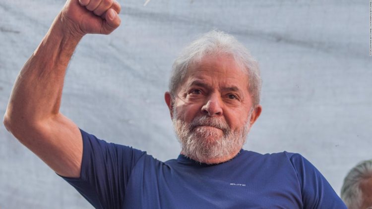 Lula in
