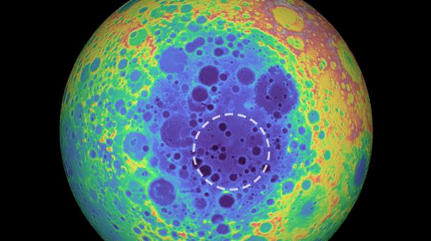 La Luna alberga una misteriosa masa metálica en su cara oculta