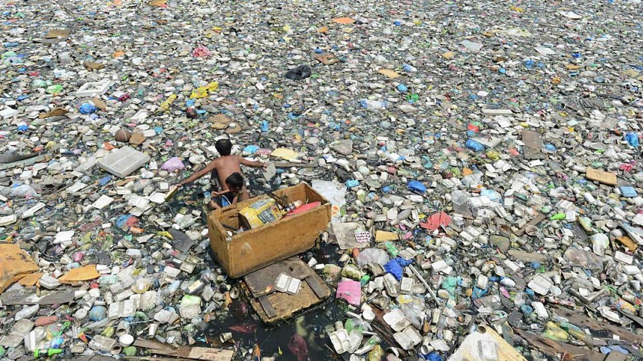 Según el WWF el uso de productos plásticos tiene un costo 3,7 billones de dólares para la economía mundial