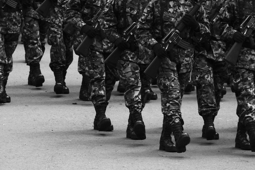 Narcotráfico: se incrementa campaña de Trump para militarizar América Latina