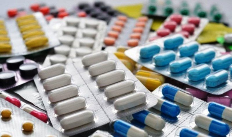 El premio Nobel de medicina denuncia que las farmacéuticas bloquean medicamentos que curan porque no son negocio