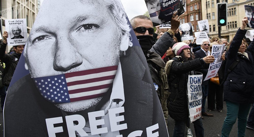 Reino Unido no extraditará a Assange si enfrenta pena capital en Estados Unidos