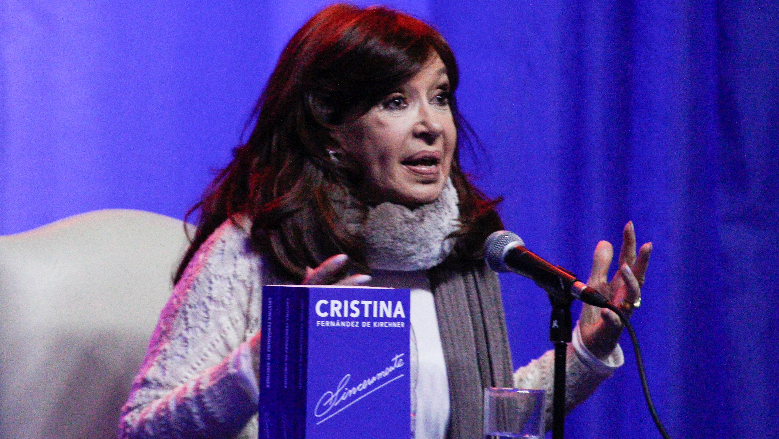 Cristina Fernández denunció  campaña sucia y violenta del gobierno de Macri