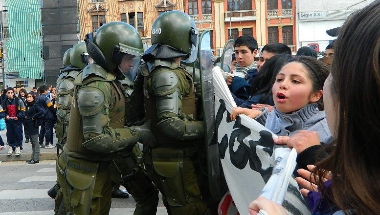 ¡Revista El Ciudadano en las calles!: Entrevista a ex Presidente Rafael Correa y especial sobre violencia policial en Chile