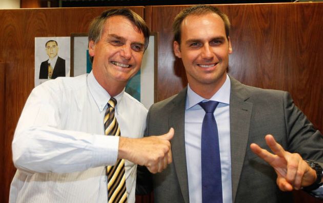 ¿Nepotismo?: Bolsonaro pretende nombrar a uno de sus hijos embajador en EE.UU.