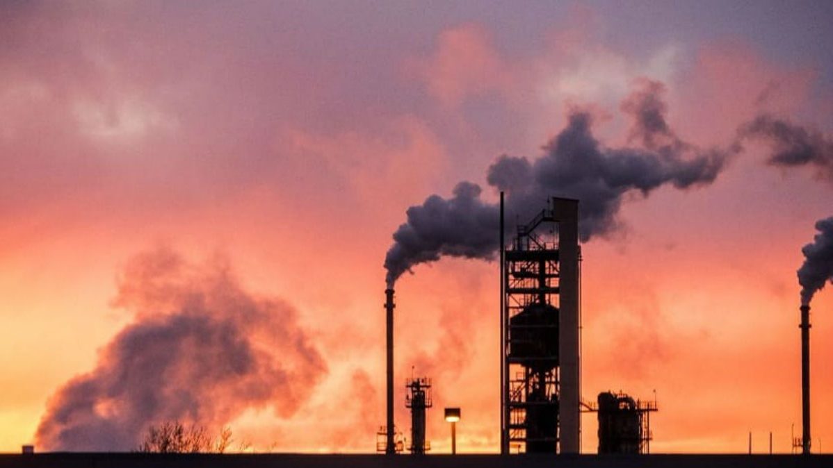Banco Europeo de Inversiones propone prohibir préstamos para combustibles fósiles