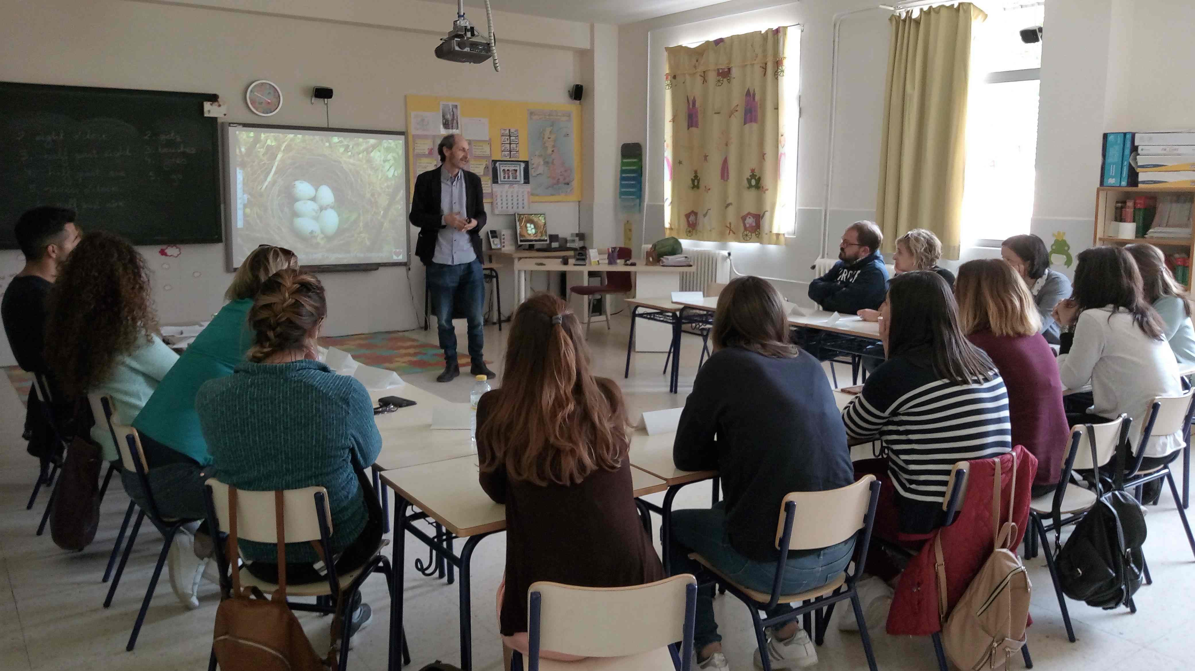 Educar para la felicidad: El desafío de la docencia del siglo XXI