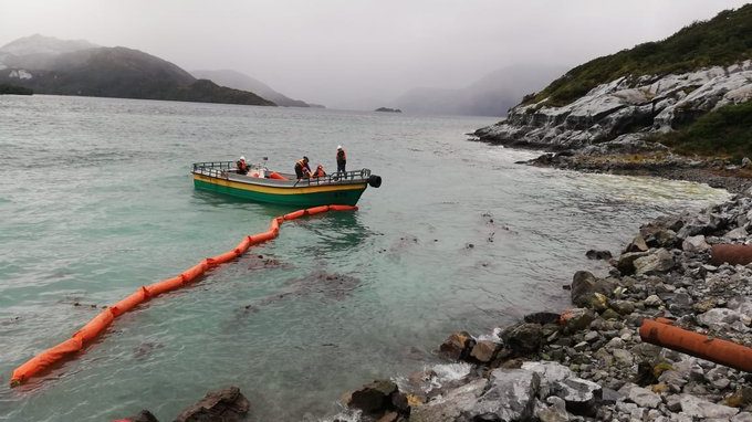 Greenpeace advierte “consecuencias devastadoras” tras derrame de 40 mil litros de petróleo en Magallanes
