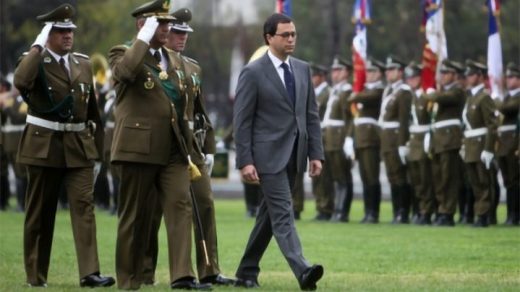 Senador Navarro: «No descarto atentado de ultra derecha para facilitar aprobación de Ley Antiterrorista»