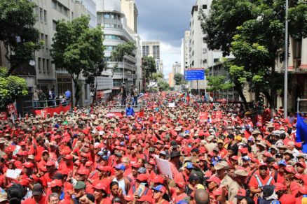 Venezolanos marcharon este sábado en rechazo al informe de Bachelet