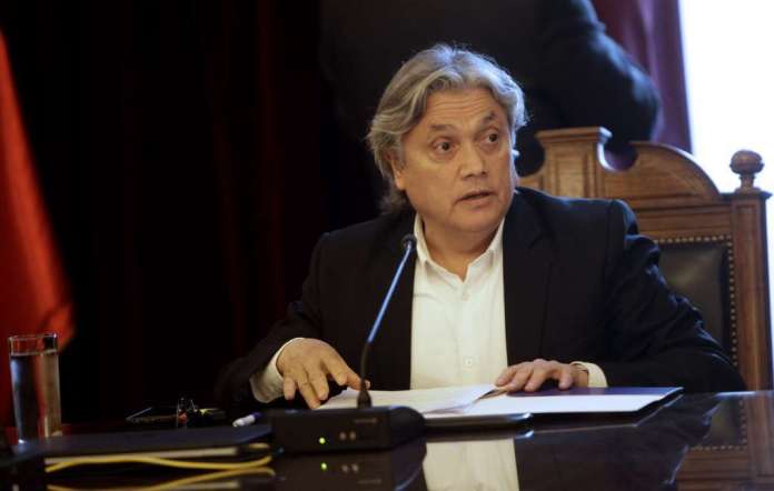 Comisión de DD. HH. del Senado chileno rechaza solicitud de censura de Kast y Moreira contra Navarro