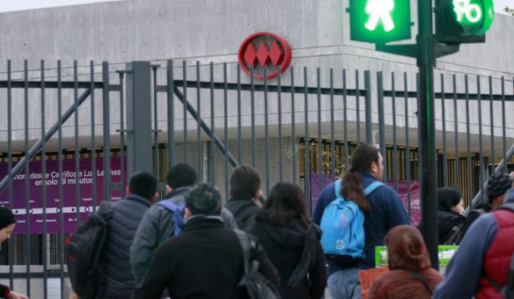 Proyecto que suspende alza de la tarifa del Metro de Santiago quedó listo para ser ley