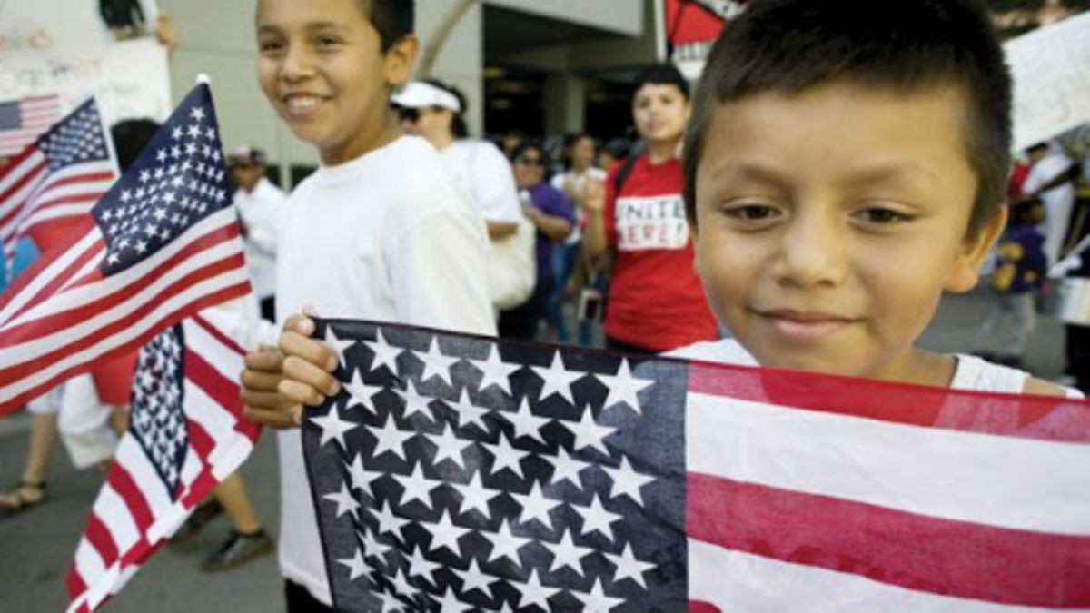 Nuevamente Trump amenaza con quitar ciudadanía a niños migrantes que nacen en territorio norteamericano