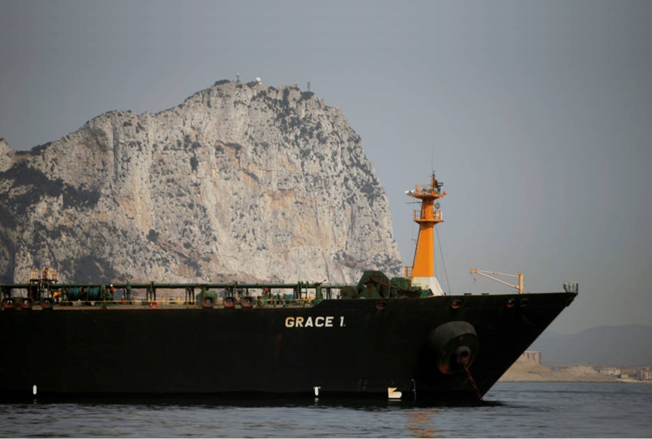 EE. UU. ordena apropiación del petróleo y de 995.000 dólares que transporta el carguero iraní Grace I