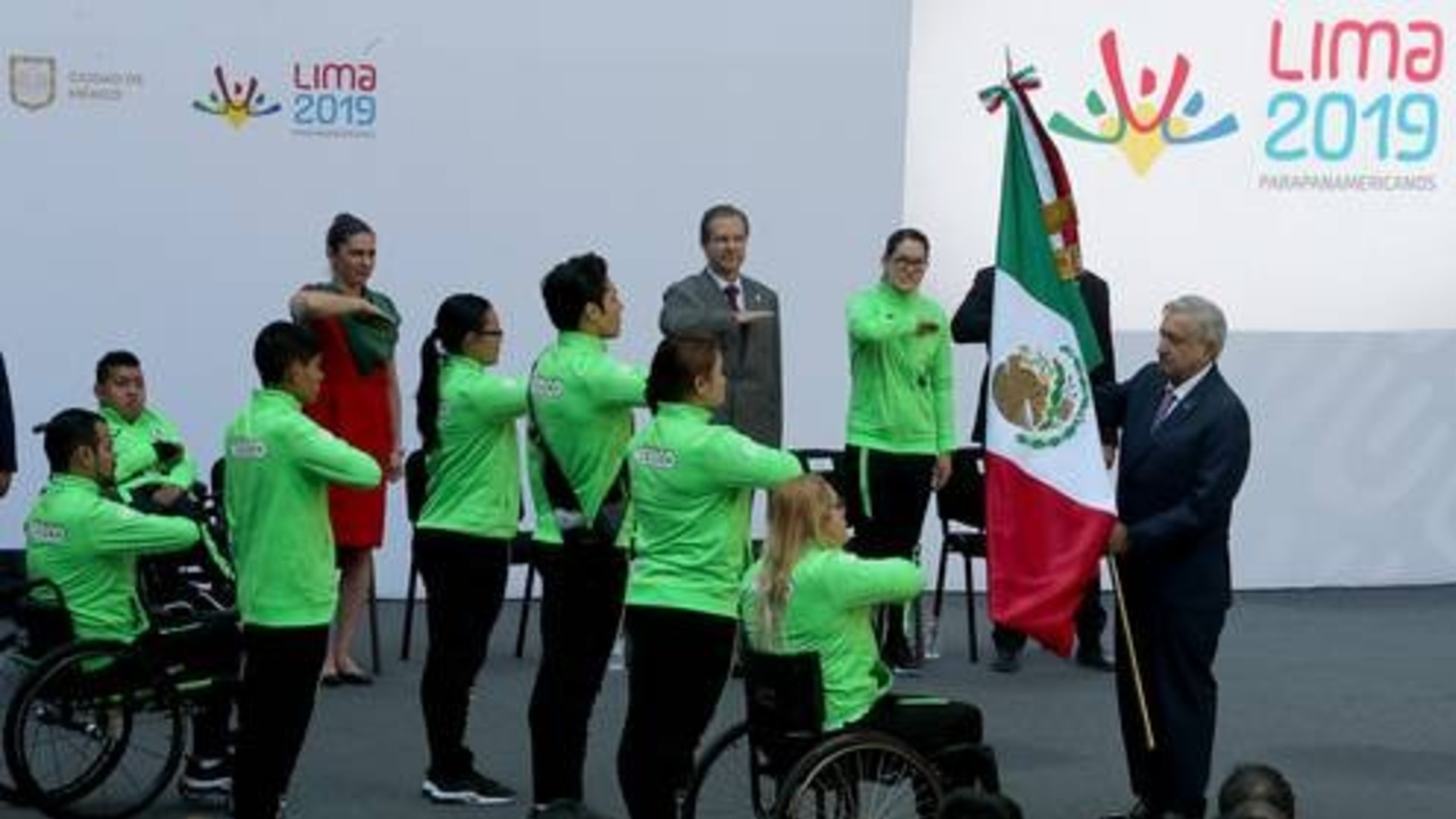 AMLO otorgará a parapanamericanos las mismas subvenciones que a convencionales