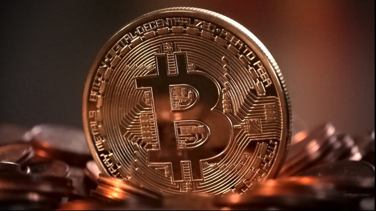 Creador del Bitcoin tendrá que pagar 5 mil millones de dólares en esa criptomoneda
