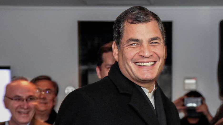 Rafael Correa, ex presidente de Ecuador: La Mala Prensa es Mortal