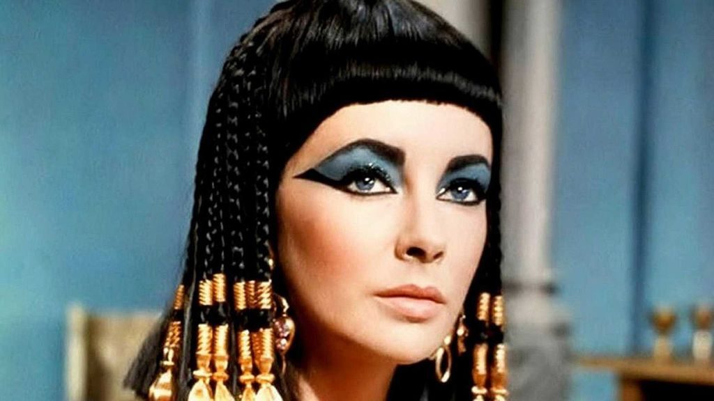 Arqueólogos afirman haber encontrado el perfume que usaba Cleopatra