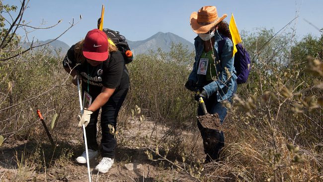 Terror en México: Encuentran más de 2.000 huesos de niños y adolescentes