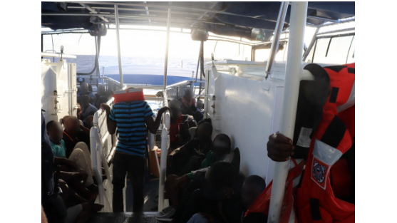 EE. UU. intercepta a 146 migrantes haitianos en el mar Caribe