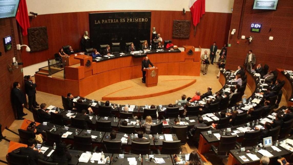 Senado mexicano se opone a convertir su país en base migratoria de EE. UU.