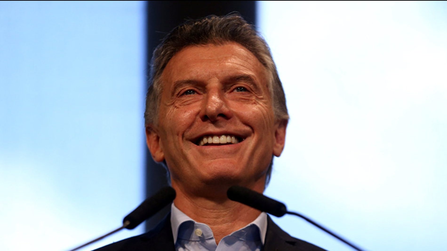 Nuevo escándalo: Macri juega fútbol privado en plena crisis política y económica