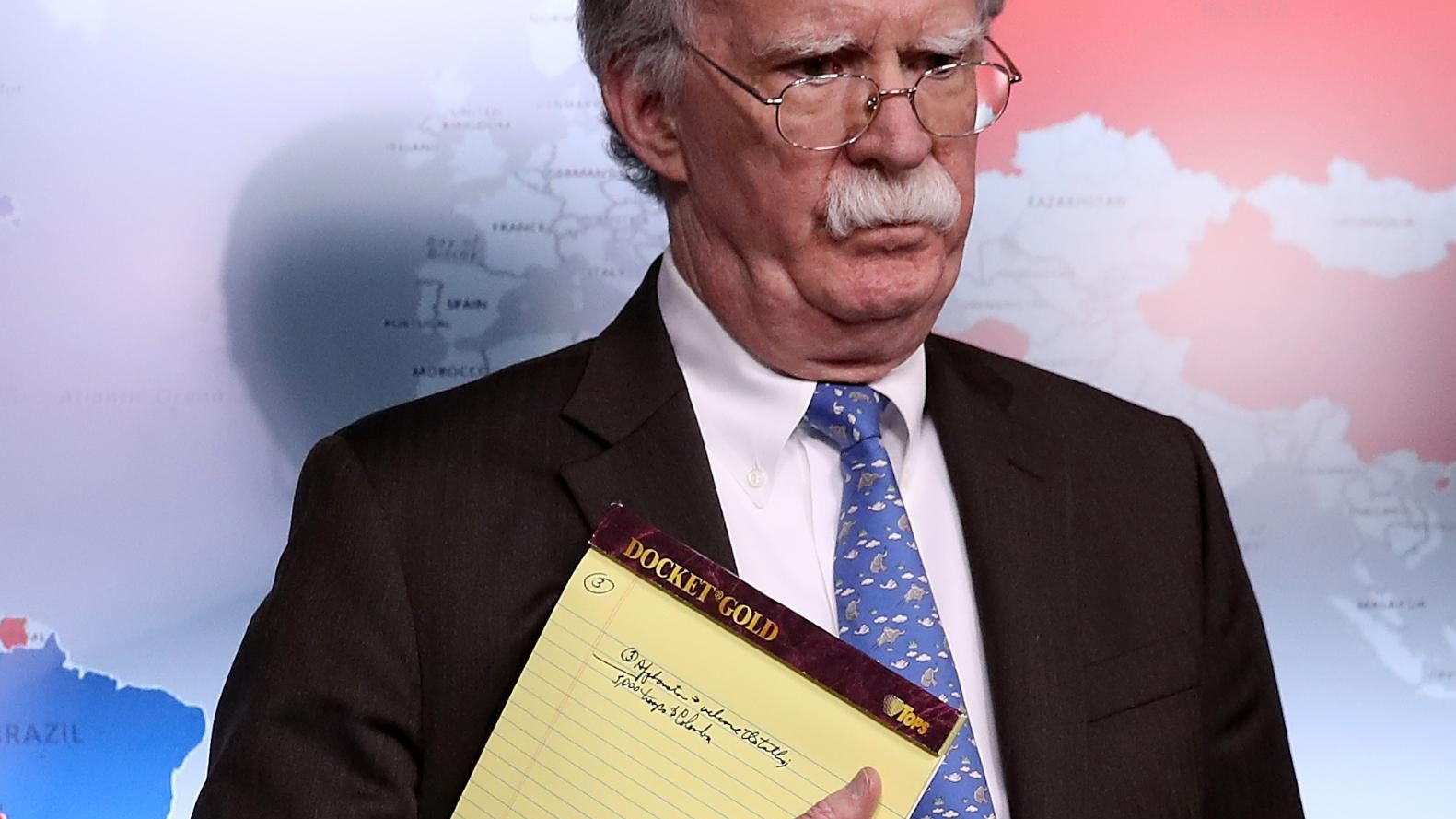 Bolton aspira que bloqueo «funcione» en Venezuela como lo hizo en Panamá y Nicaragua