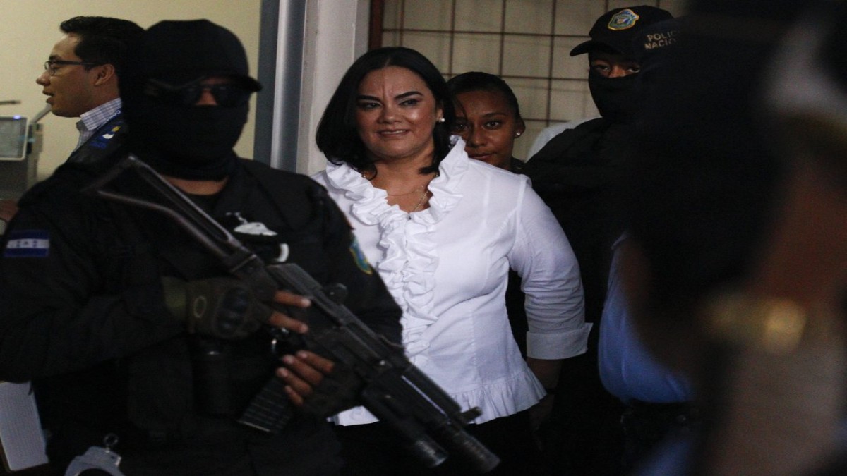 Justicia hondureña declara culpable a esposa de expresidente Porfirio Lobo