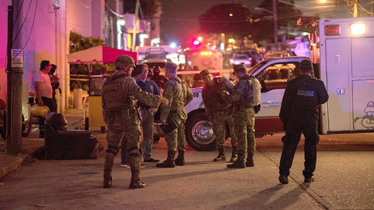 Al menos 23 muertos y 13 heridos en un incendio en un bar de Veracruz en México