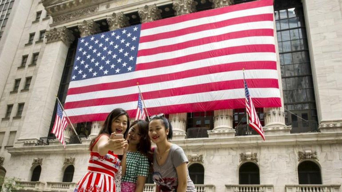 Tiendas de EE.UU. sufren pérdidas por falta de turistas chinos