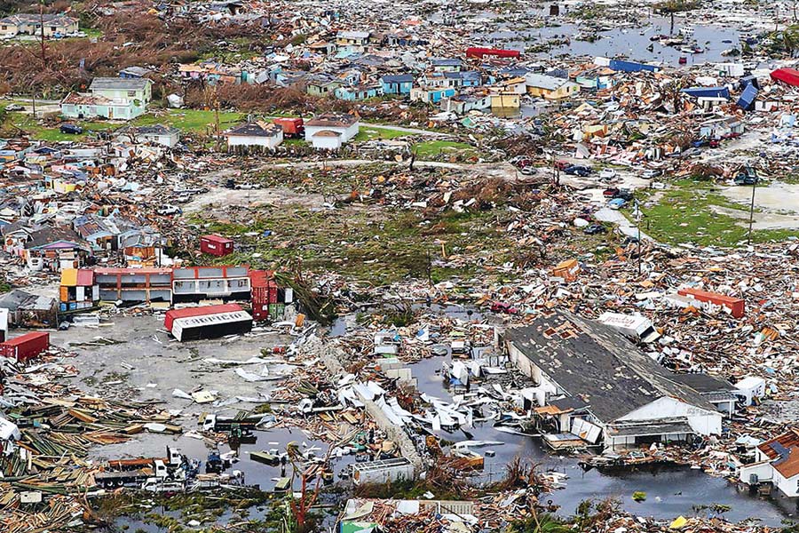 Al menos 52 muertos y 1.300 desaparecidos tras paso del huracán Dorian en Bahamas