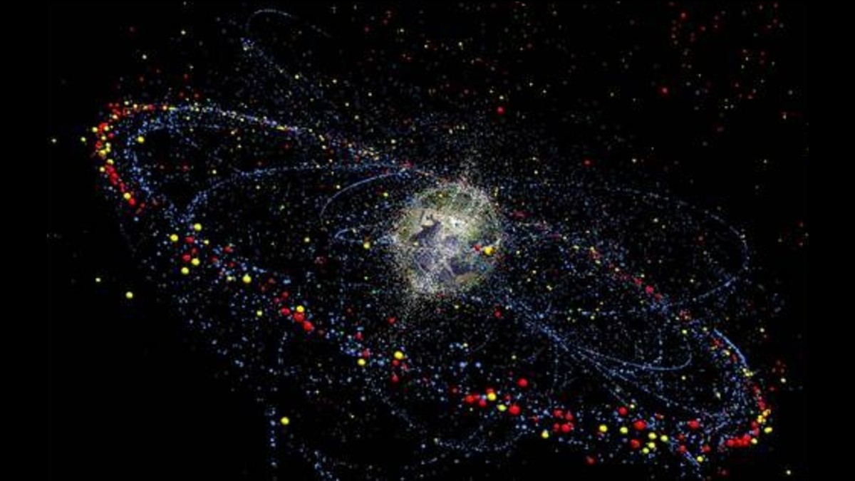 Según la NASA más de 19 mil 500 fragmentos de basura espacial rodean el planeta