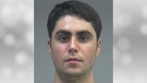 Estudiante acusado de agresión contra una compañera es puesto en libertad por su «alto rendimiento universitario»