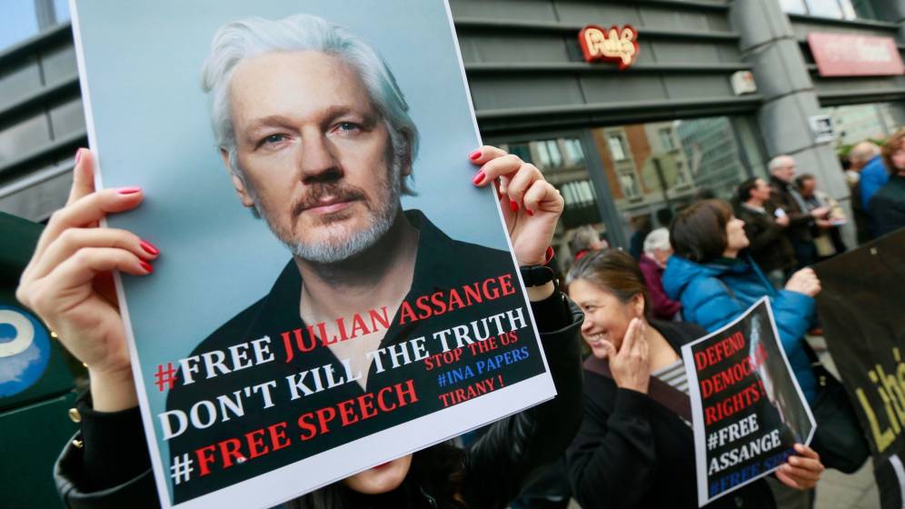 Tribunal de Londres niega libertad condicional a Julian Assange