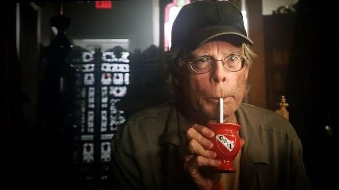 ¿Stephen King toma mate y es fanático del Club Atlético Independiente?